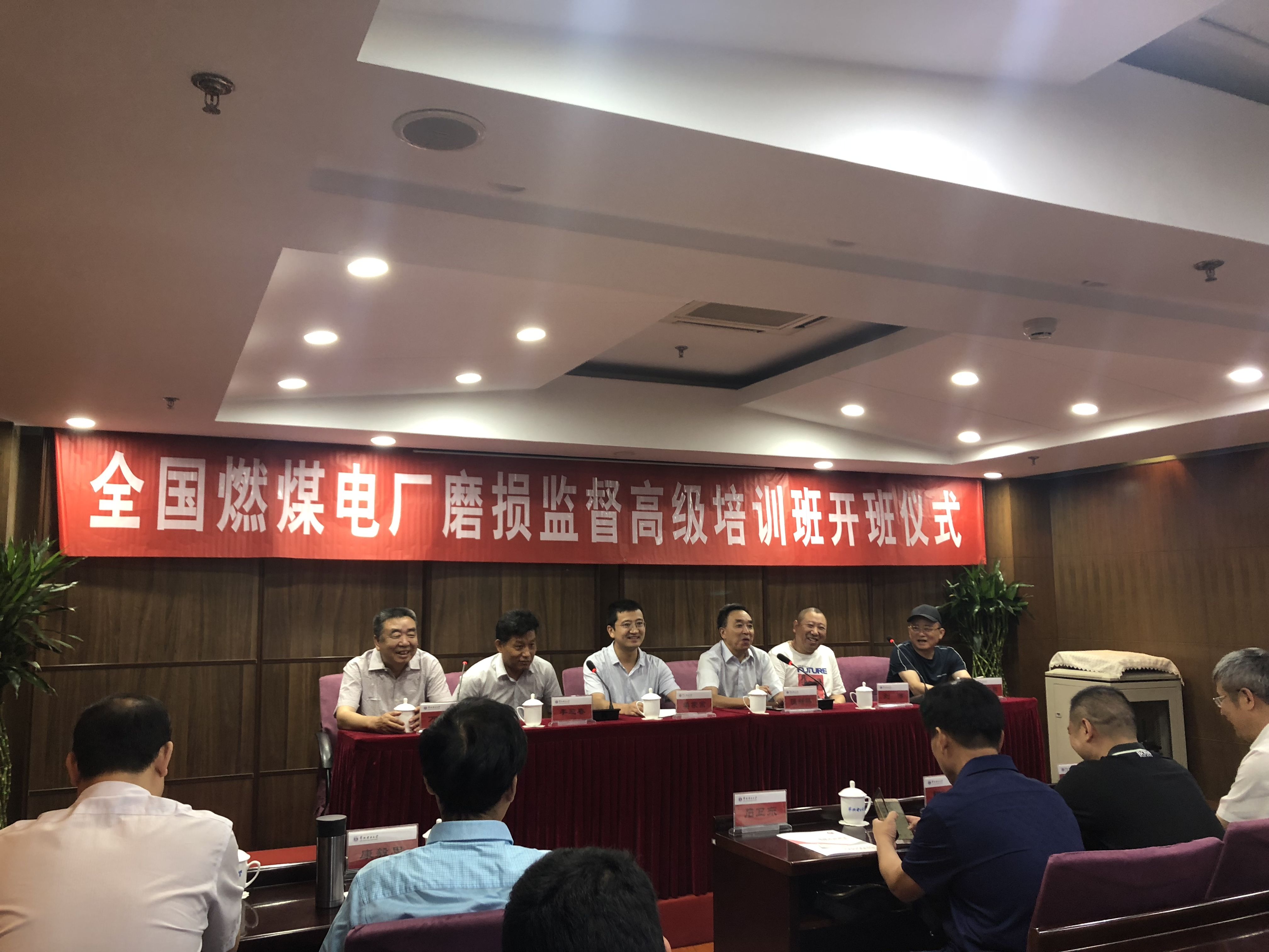 千與千尋，當(dāng)蘇州潤(rùn)達(dá)高鉻磨輥遇上華北電力大學(xué)！
